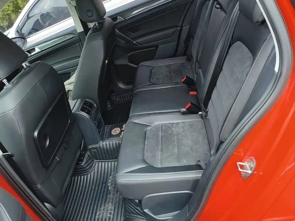 Volkswagen Golf Sportsvan — миниатюра 22