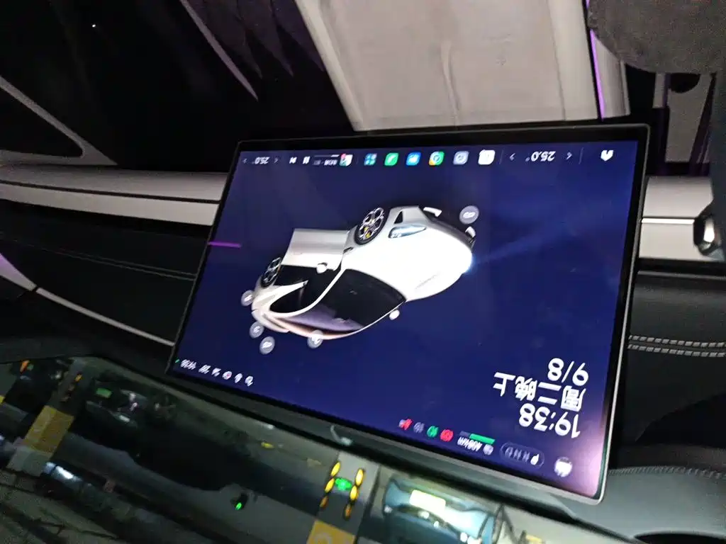 Xiaomi SU7 — миниатюра 19