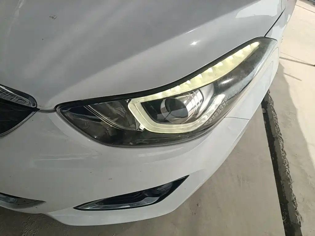Hyundai Elantra Langdong — миниатюра 24