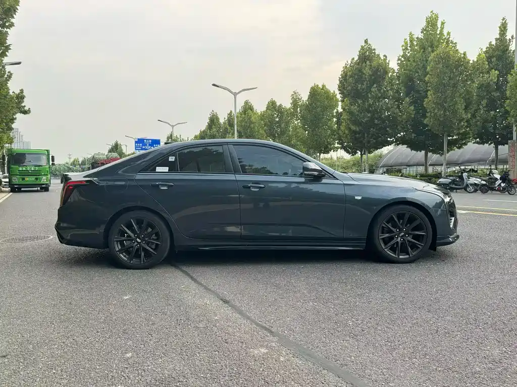 Cadillac CT4 — миниатюра 3