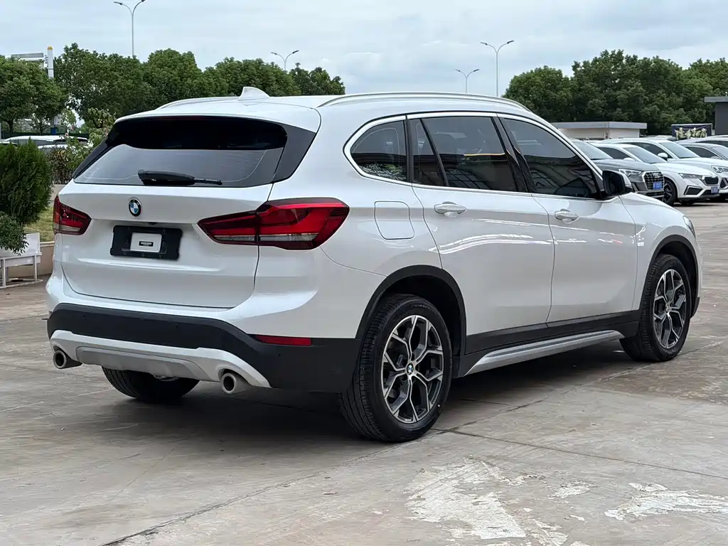 BMW X1 — миниатюра 5