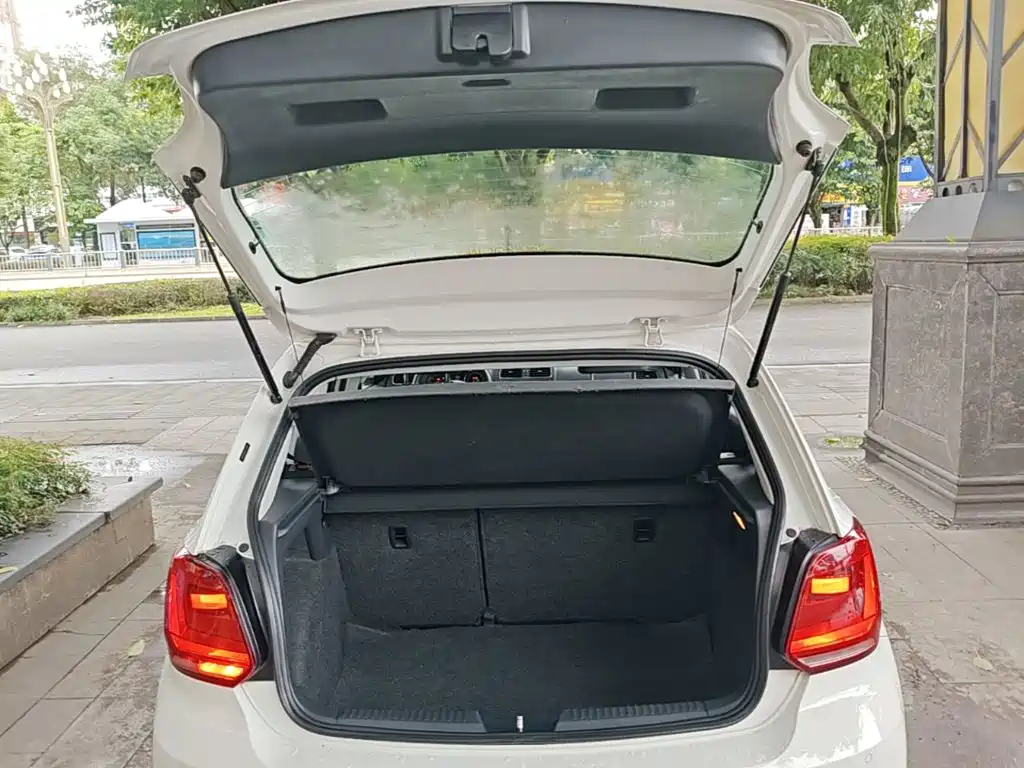 Volkswagen Polo — миниатюра 19