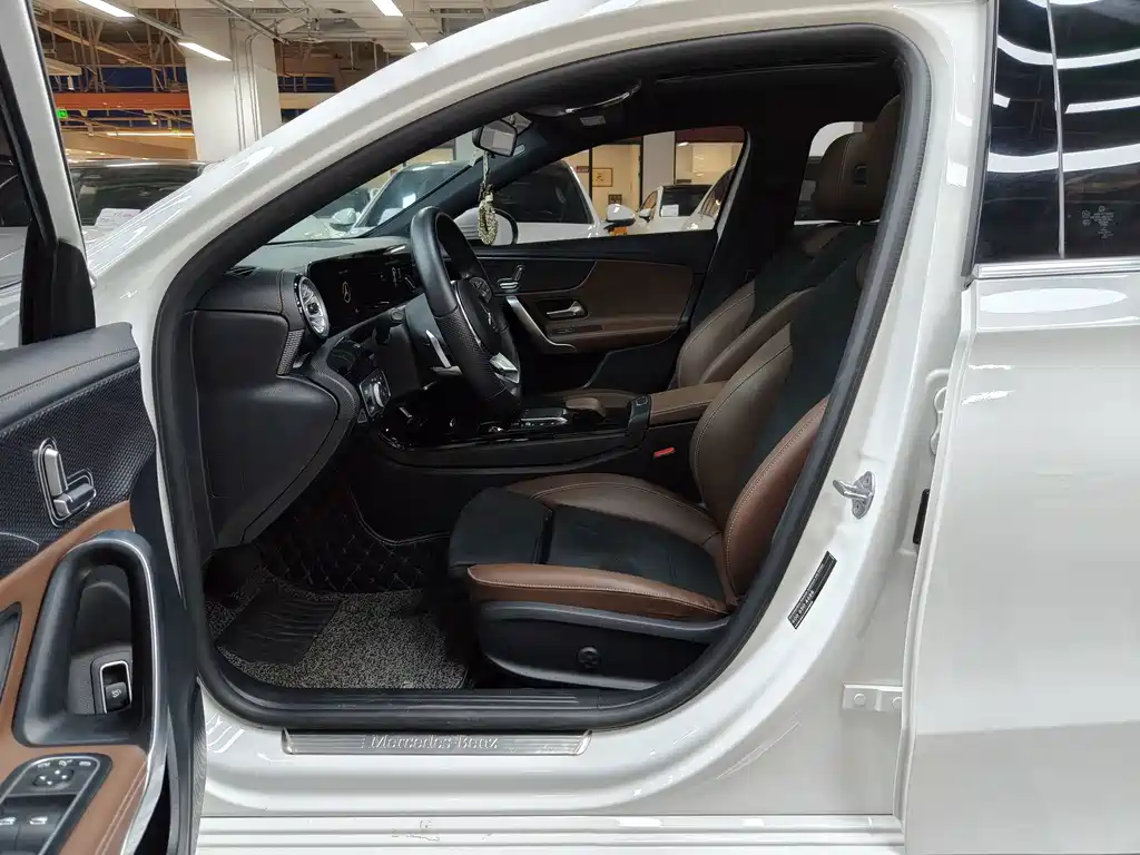 Mercedes-Benz A-Class — миниатюра 4