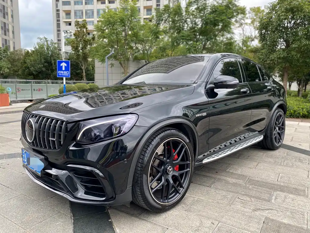 MERCEDES-BENZ GLC COUPE AMG