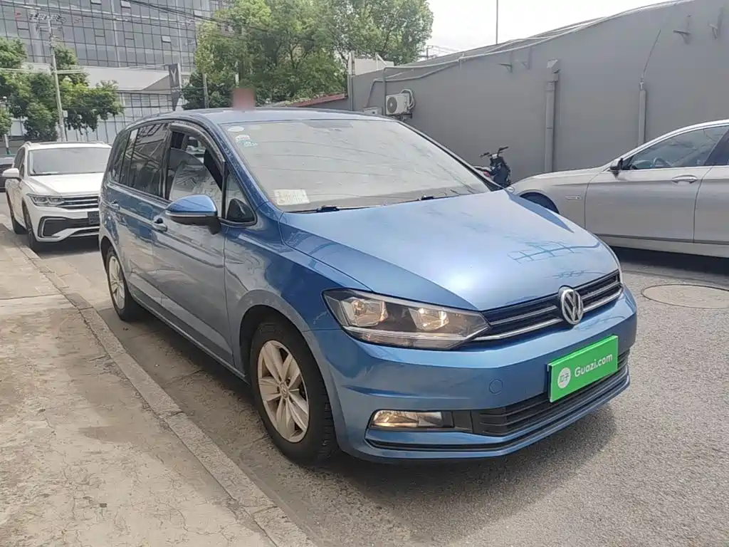 Volkswagen Touran — миниатюра 4