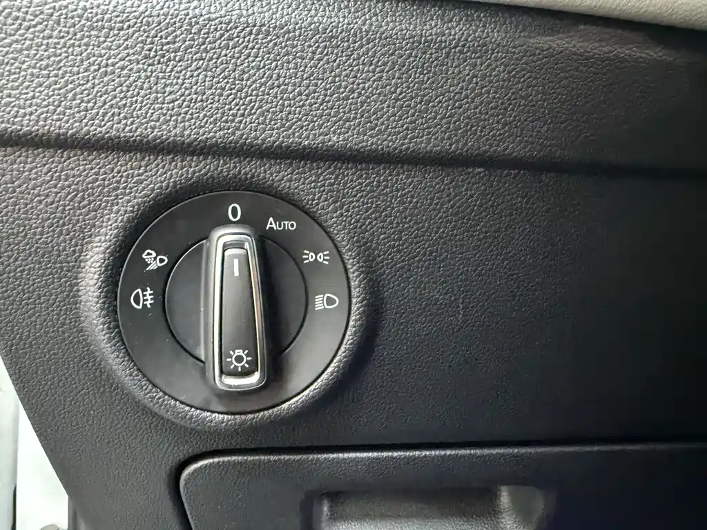 Volkswagen Tiguan L — миниатюра 15