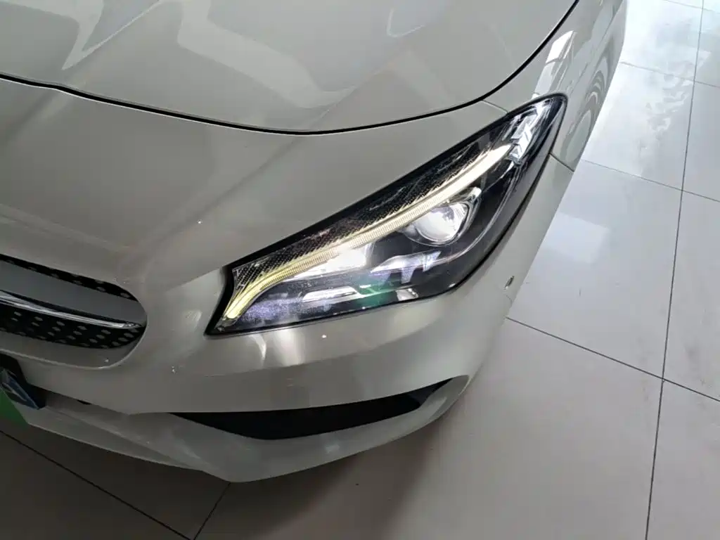 Mercedes-Benz CLA (Import) — миниатюра 24