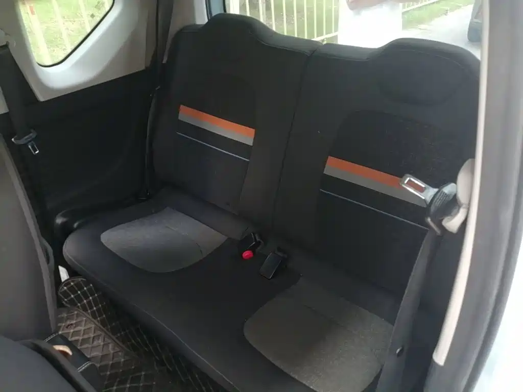 Wuling MINIEV — миниатюра 17
