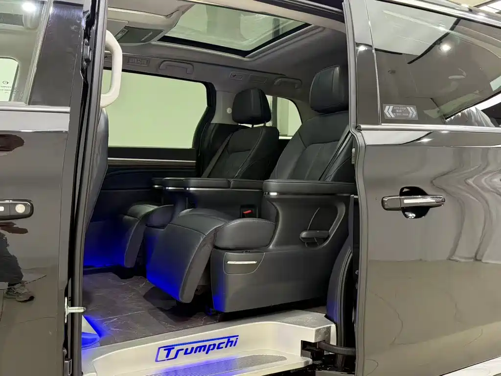 GAC Motor Trumpchi M8 — миниатюра 6