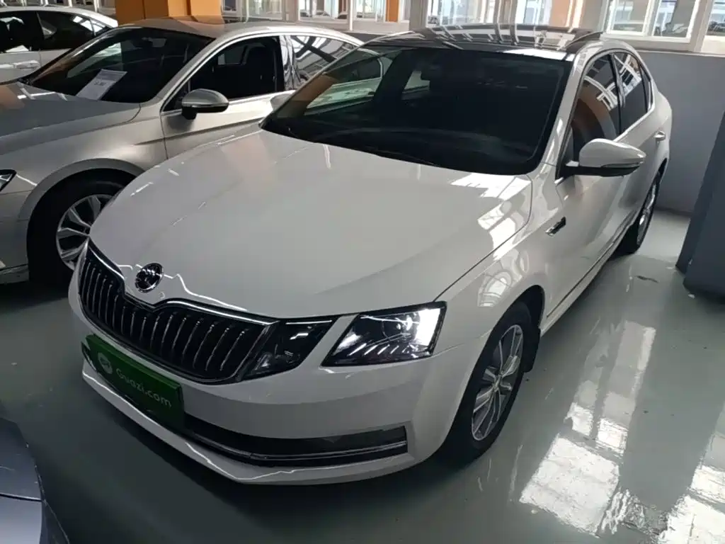 Skoda Octavia — миниатюра 2