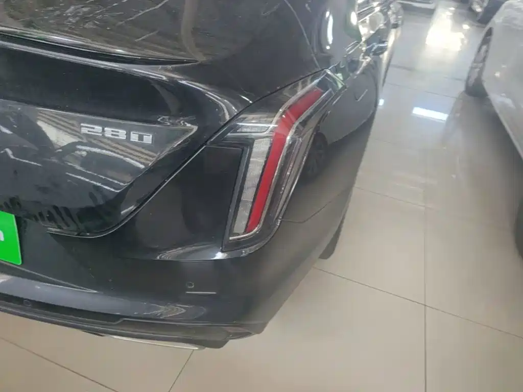 Cadillac CT4 — миниатюра 8