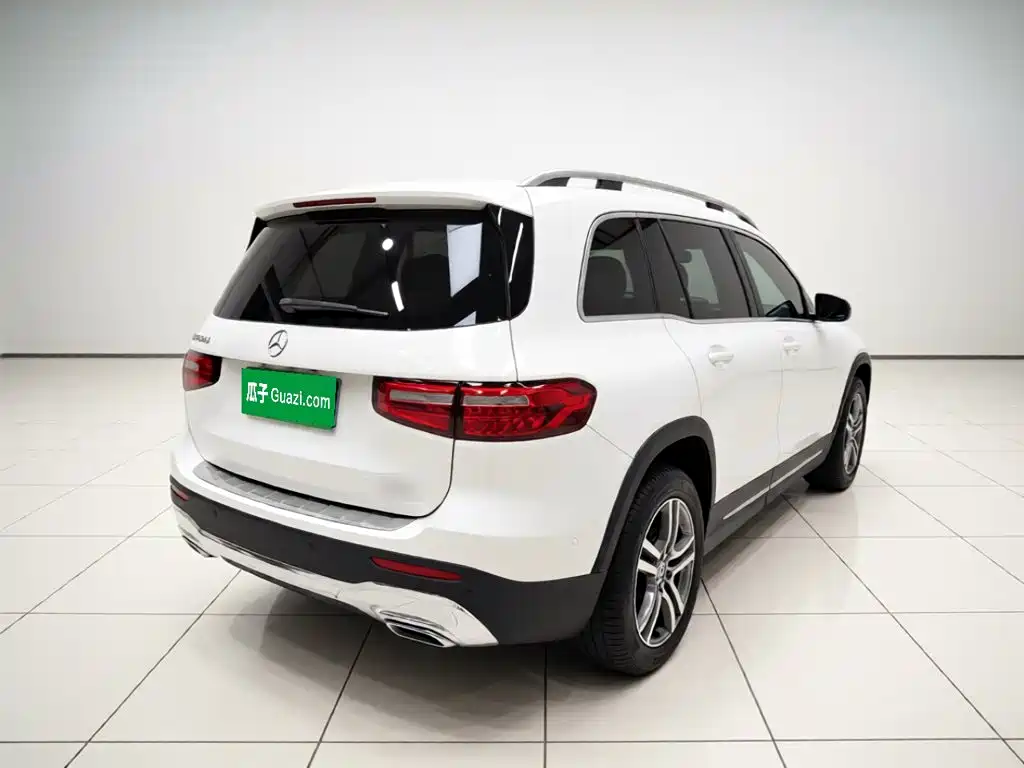 Mercedes-Benz GLB — миниатюра 6