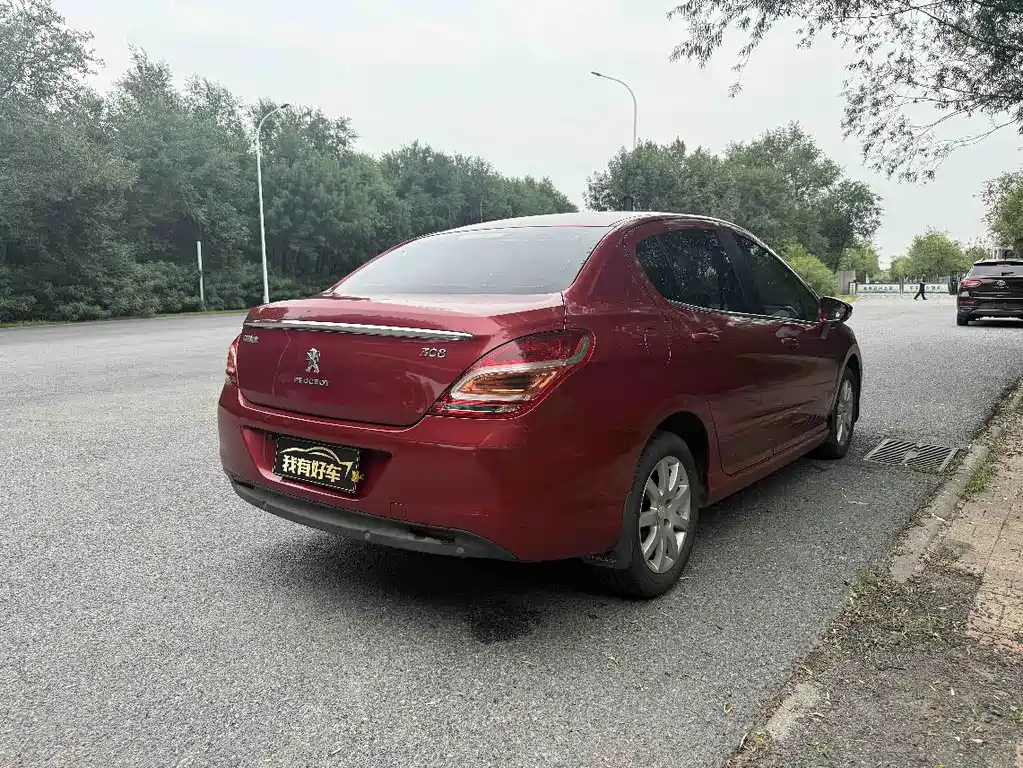 Peugeot 308 — миниатюра 7