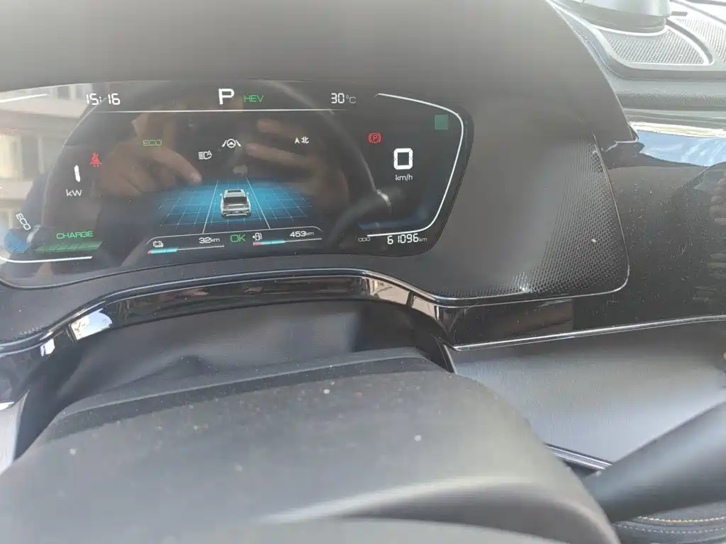 BYD Tang New Energy — миниатюра 8