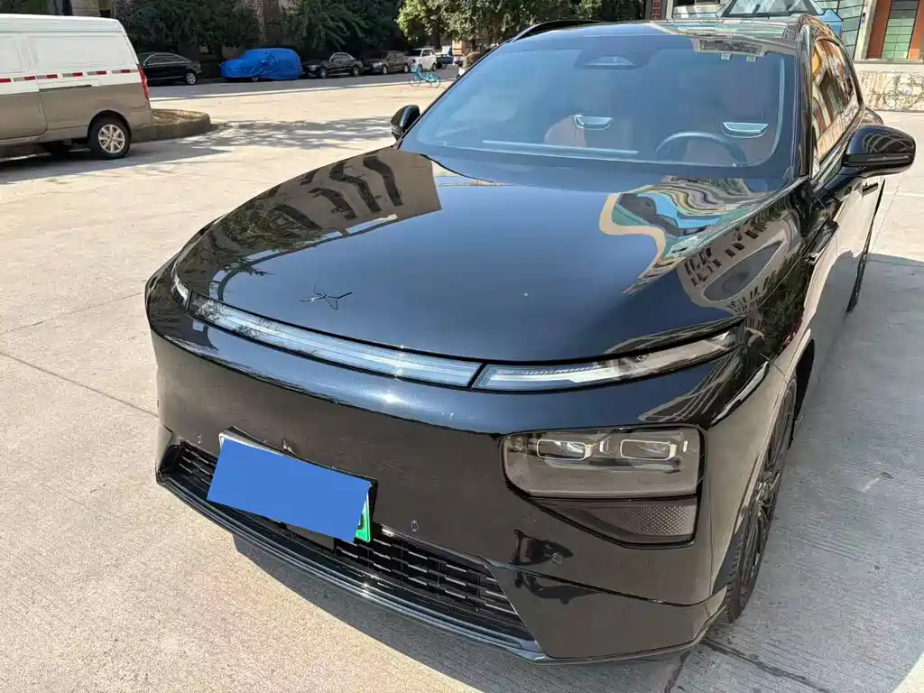 XPeng G9 — миниатюра 13