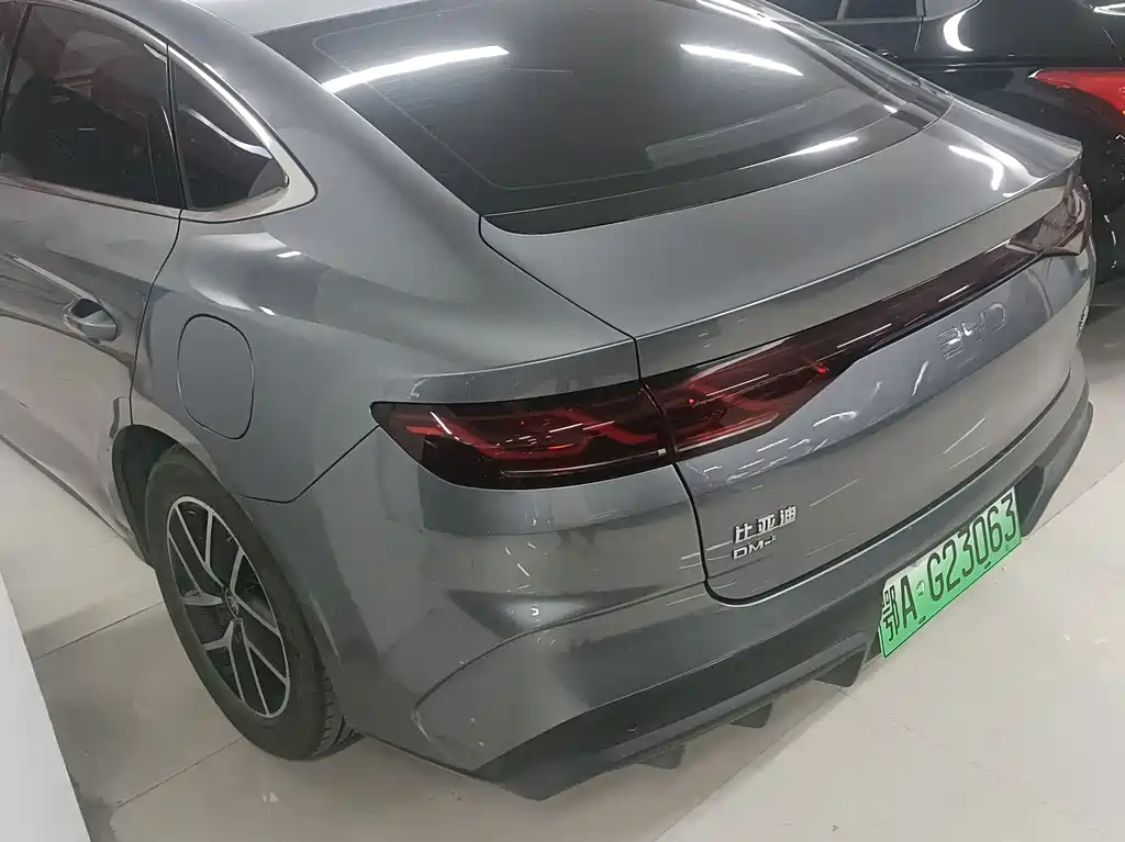 BYD QIN L