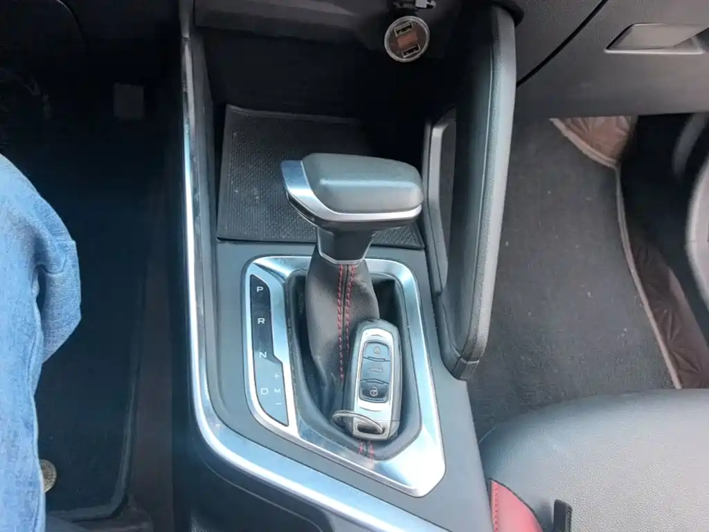 Geely Vision X3 — миниатюра 14
