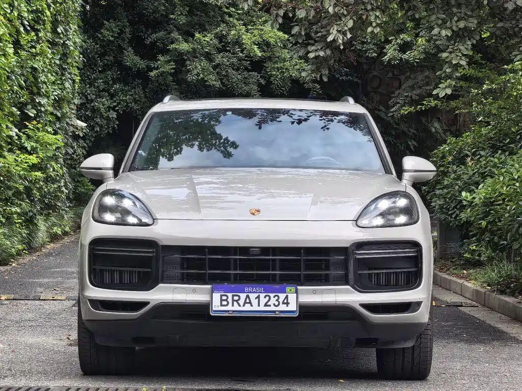 Porsche Cayenne — миниатюра 2