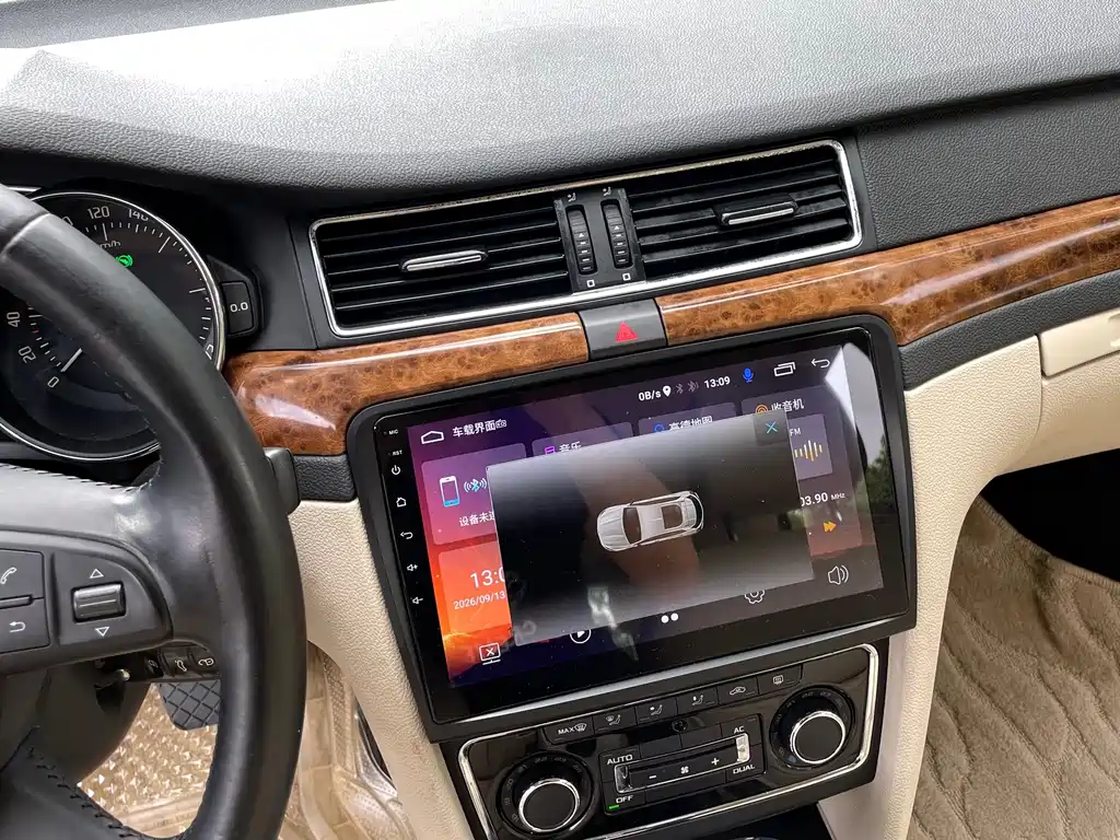Skoda Superb — миниатюра 15
