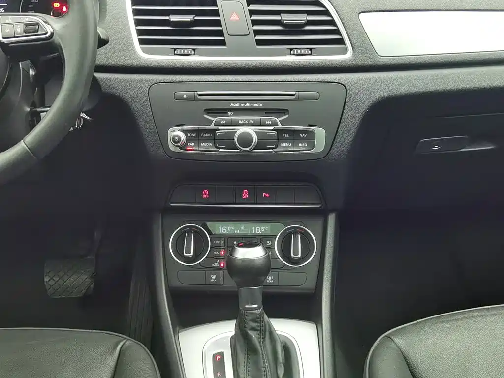 Audi Q3 — миниатюра 12