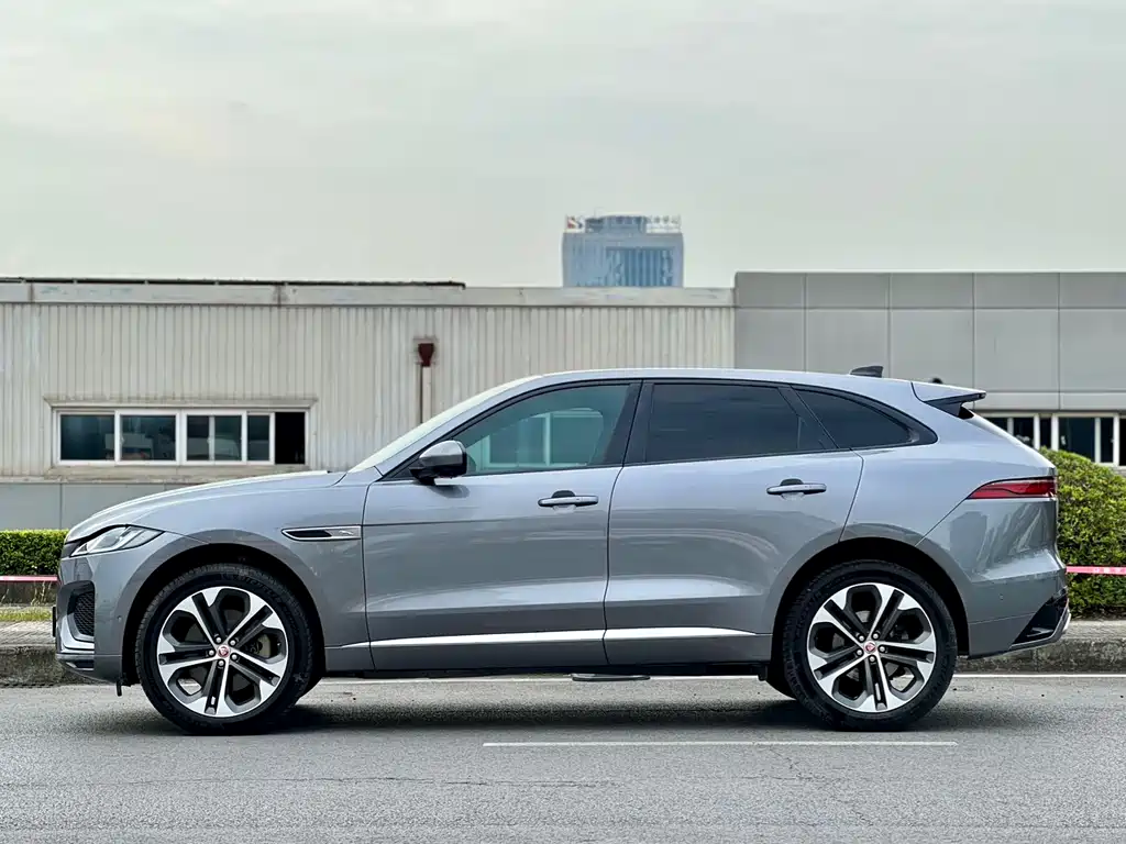 Jaguar F-Pace 2021 340PS R-Dynamic SE
