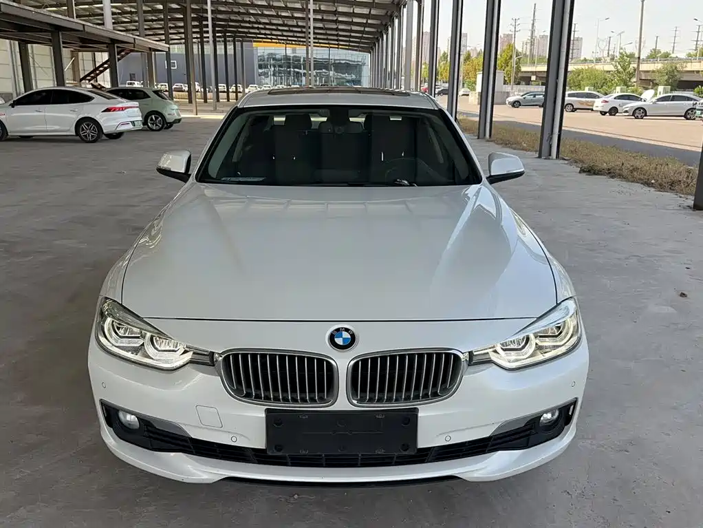 BMW 3 Series — миниатюра 10