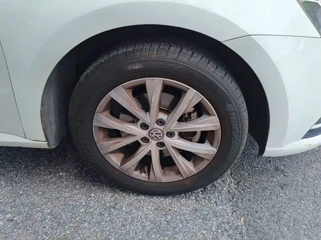 Volkswagen Lavida — миниатюра 12