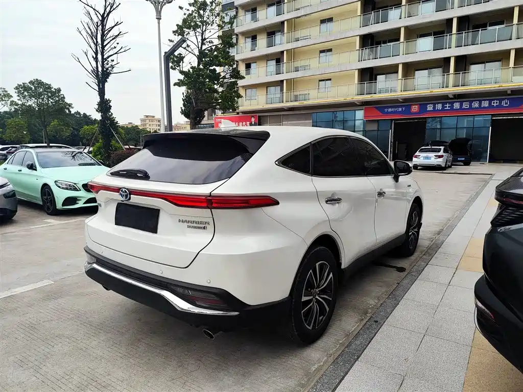 Toyota Harrier — миниатюра 9