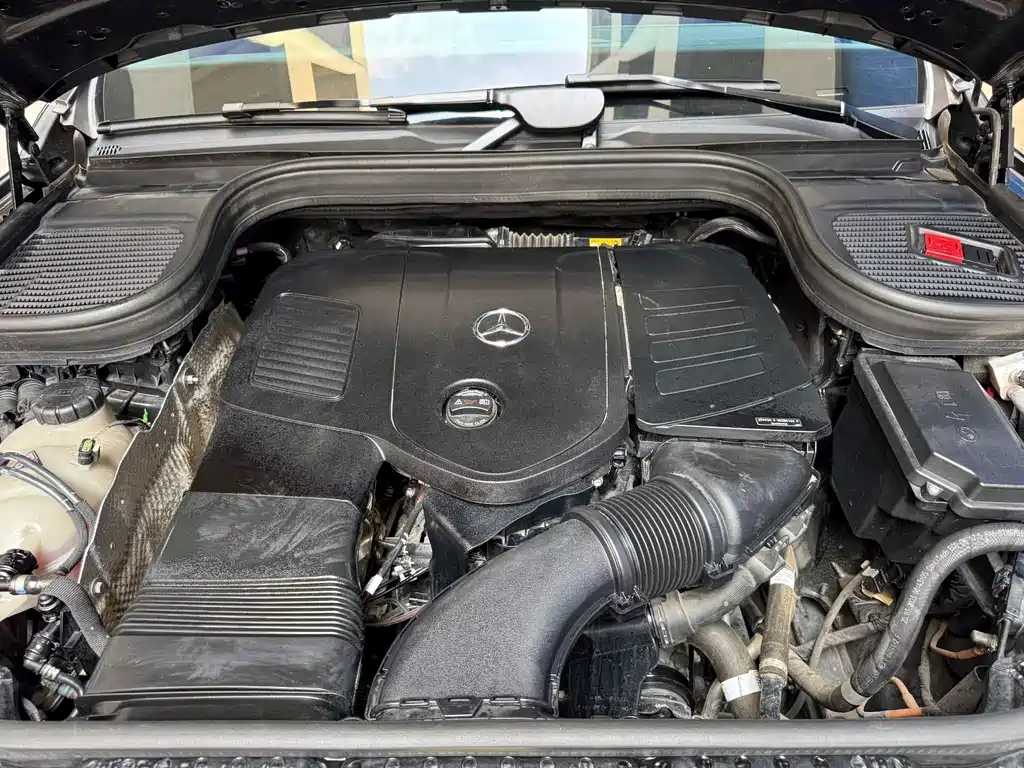 Mercedes-Benz GLE (Import) — миниатюра 7