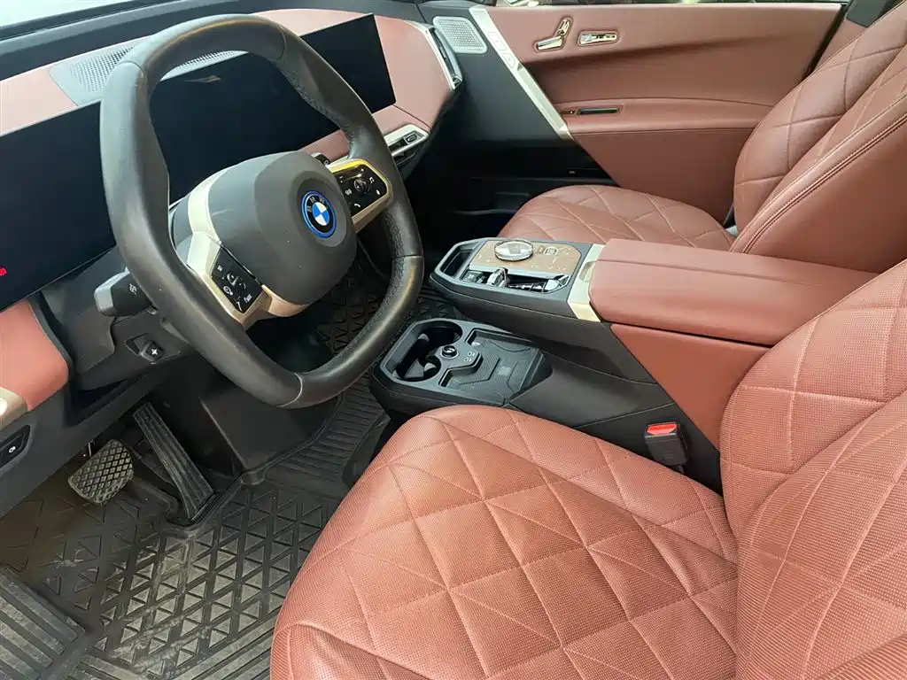 BMW BMW iX M60 — миниатюра 8