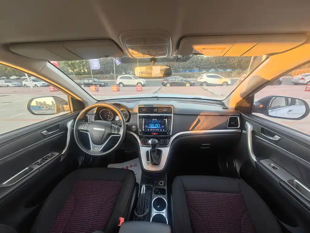 Haval M6 — миниатюра 6