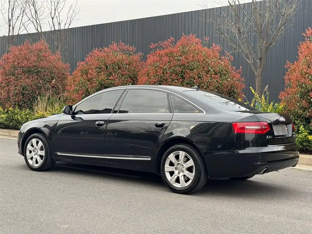 Audi A6L 2011 2.4L Luxury