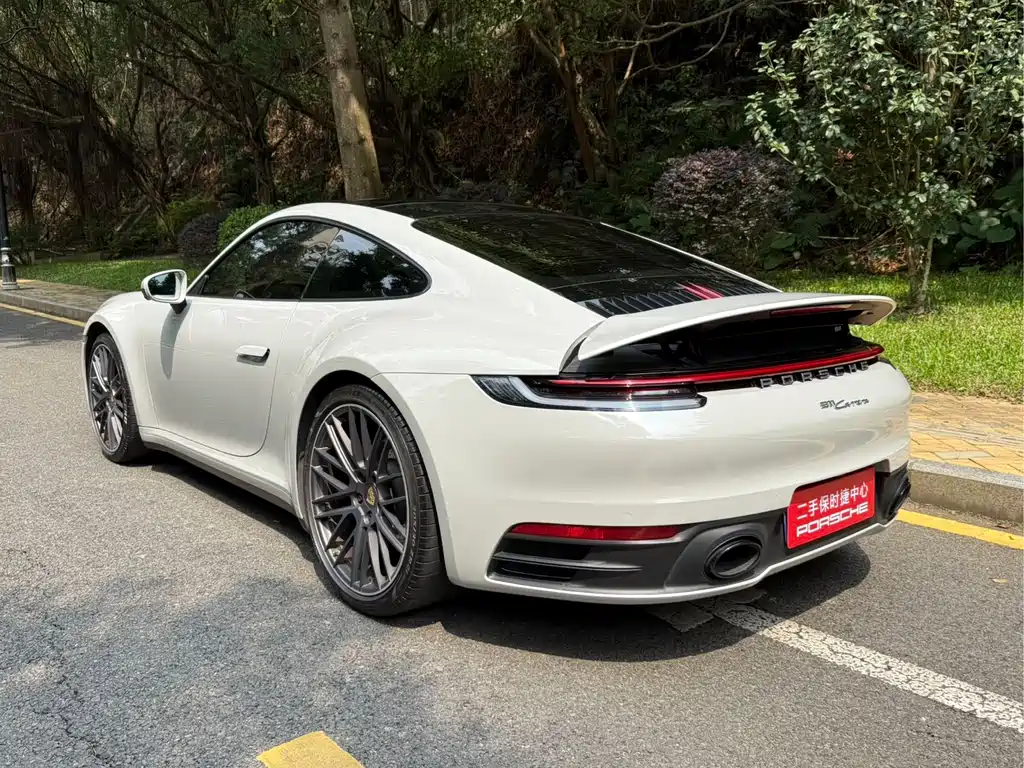 Porsche 911 2020 Carrera 3.0T