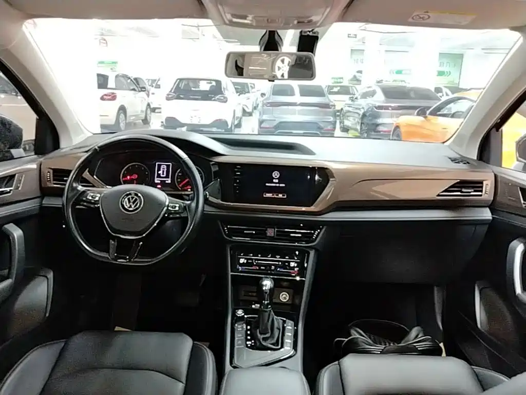 Volkswagen Tharu — миниатюра 10
