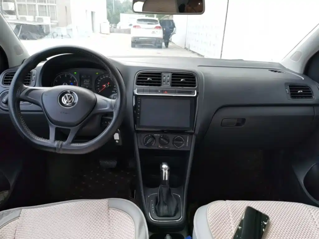 Volkswagen Polo — миниатюра 10