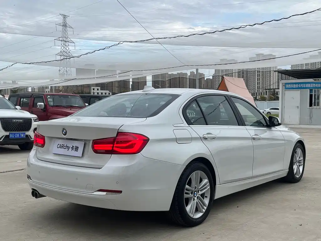 BMW 3 Series — миниатюра 4