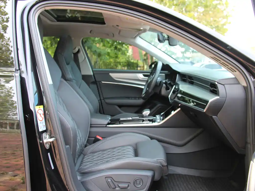 Audi A6 (Import) — миниатюра 17