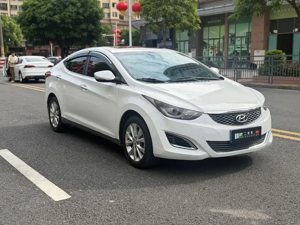 Hyundai Elantra Langdong — миниатюра 3