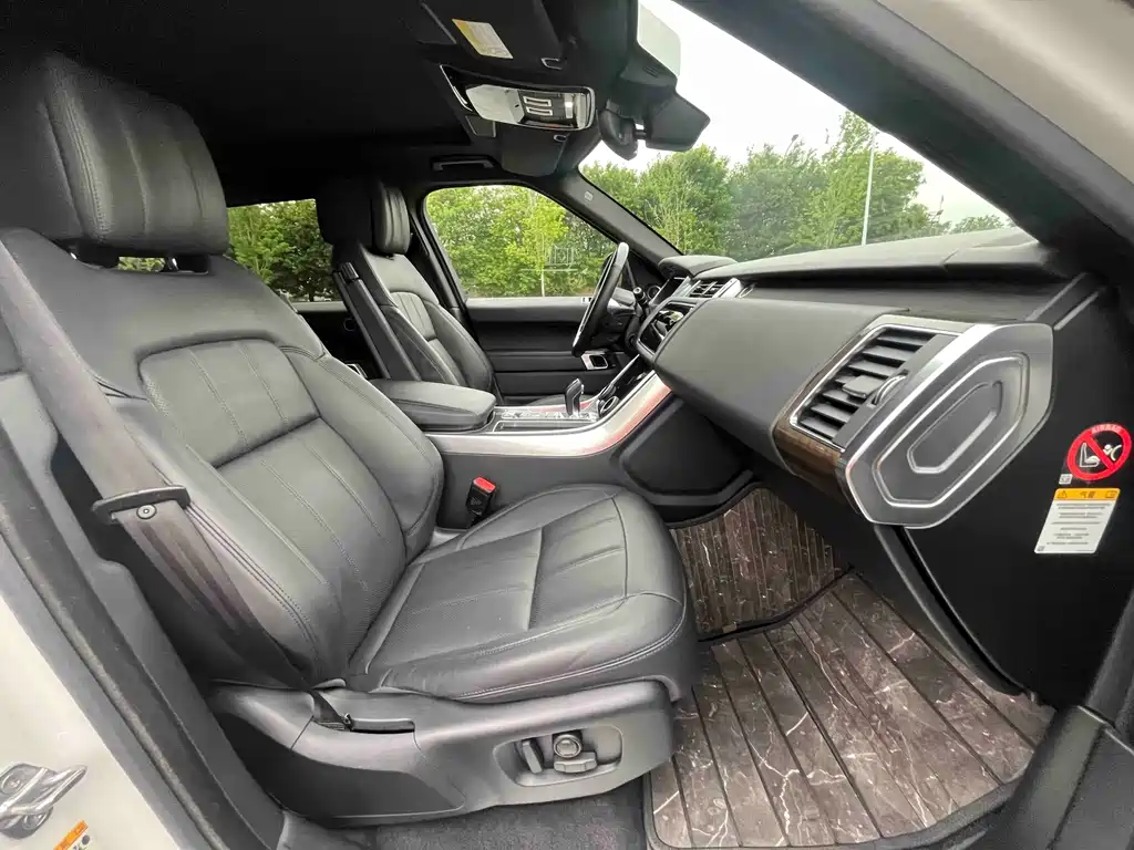 Land Rover Sport PHEV — миниатюра 12