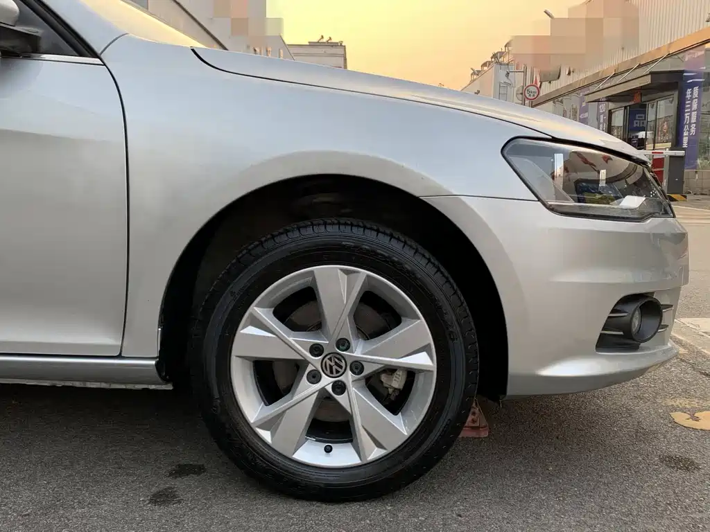 Volkswagen Bora — миниатюра 12