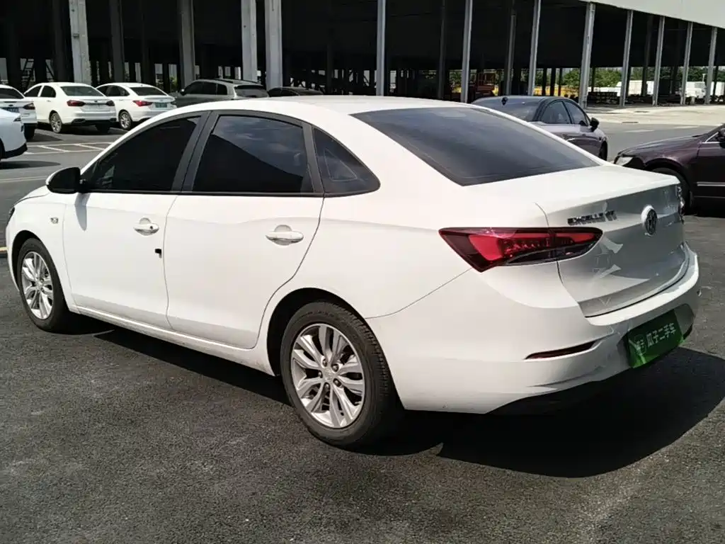 Buick Excelle — миниатюра 5