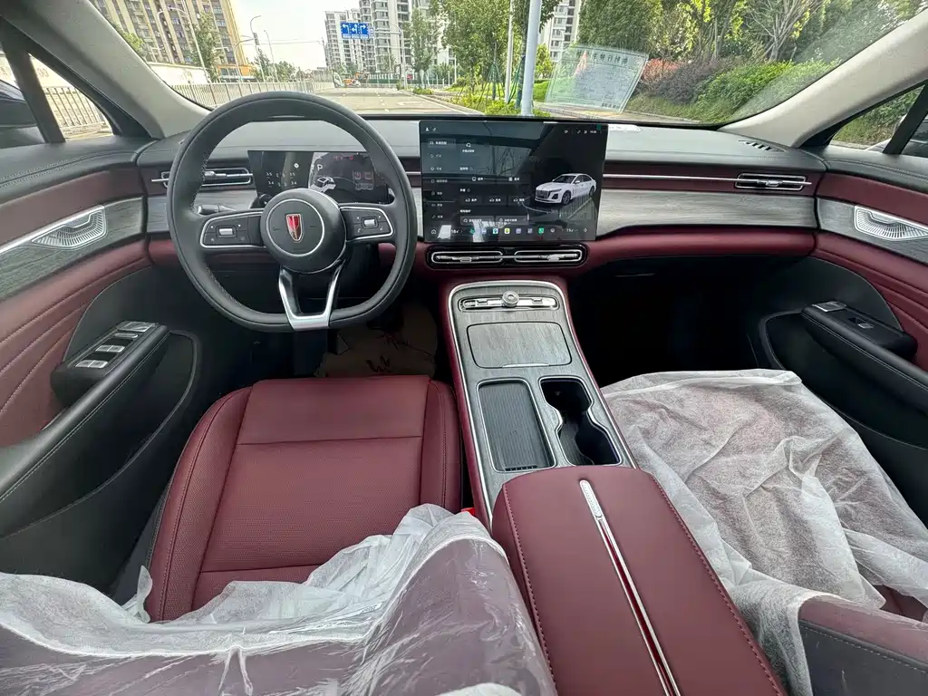 Hongqi Hongqi H5 — миниатюра 2