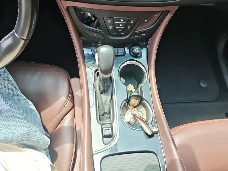 Buick Envision Plus — миниатюра 16