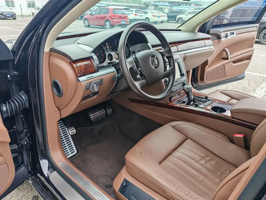 Volkswagen Phaeton 3.0L Smart Edition, фото 8