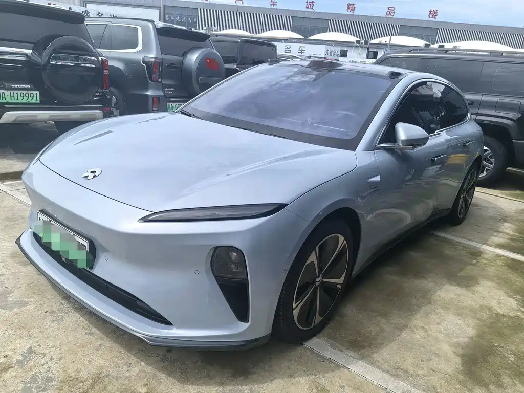 NIO ET5T