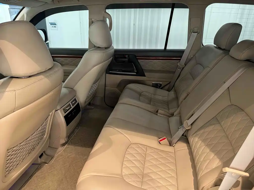 Toyota Land Cruiser — миниатюра 15