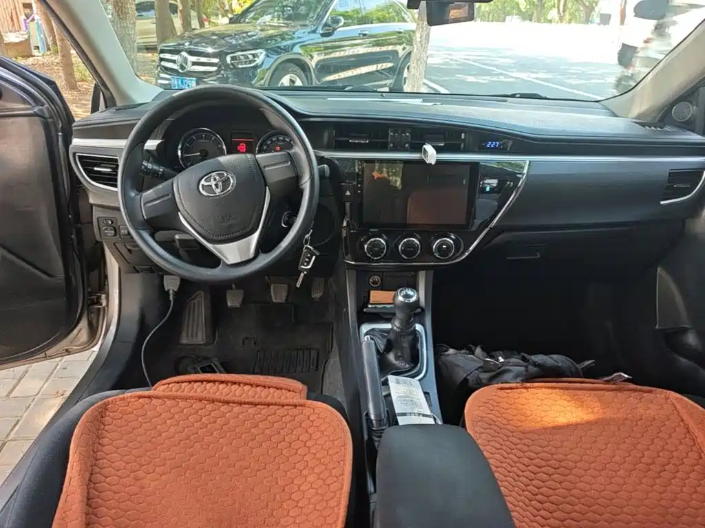 Toyota Corolla — миниатюра 10