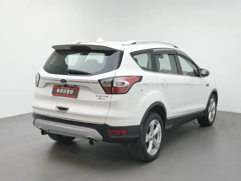 Ford Kuga — миниатюра 2