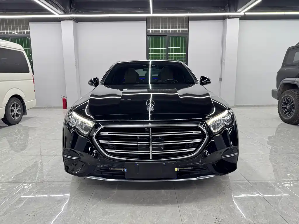 Mercedes-Benz E-Class E 2024 E 300 L Fashion