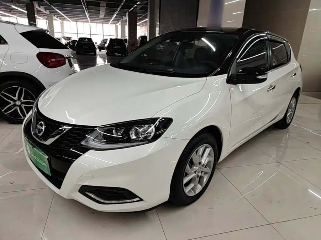 Nissan Tiida — миниатюра 2